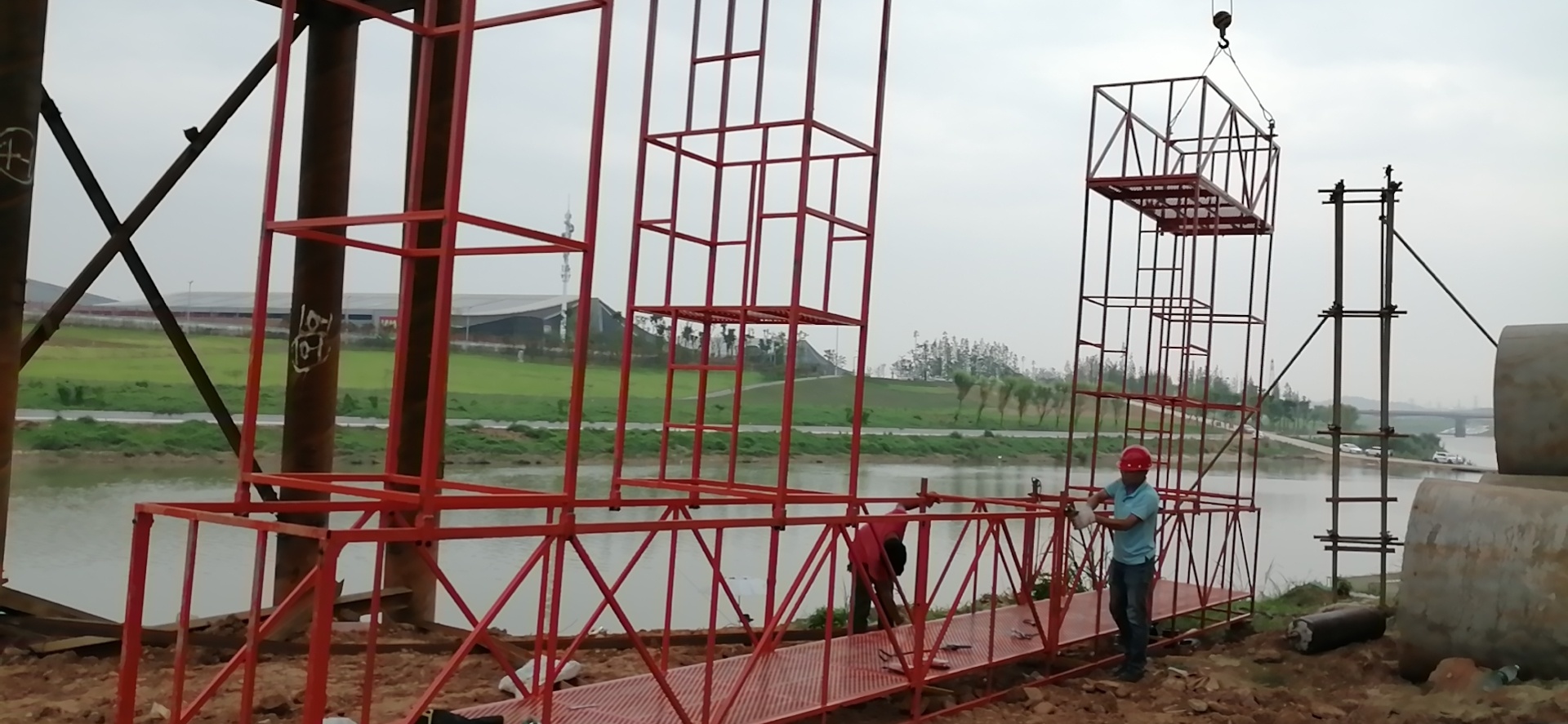 橋梁電(diàn)動吊籃突發(fā)情況處理方(fang)法！