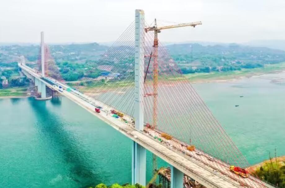 泸(lu)州市白(bai)沙長江(jiāng)大橋全(quan)力沖刺(cì)在5月份(fèn)實現通(tōng)車運行(hang)