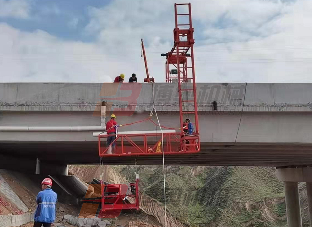 咸阳尔易(yì)金属制造集团(WAP站(zhan))橋梁側面施工平(ping)台以最簡單的方(fang)式快速解決施工(gong)難題！！